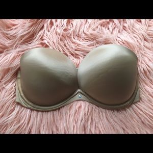 Victoria’s Secret very sexy strapless